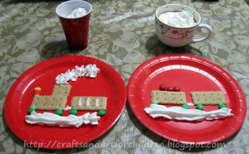 Graham Cracker Train - Fun Food Idea for kids