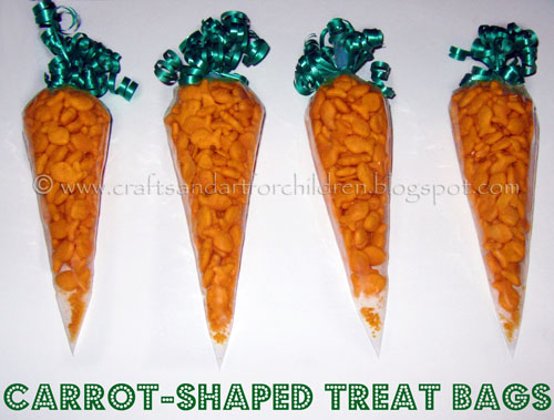 DIY Easter Snack: Carrot-shaped Treat Bags