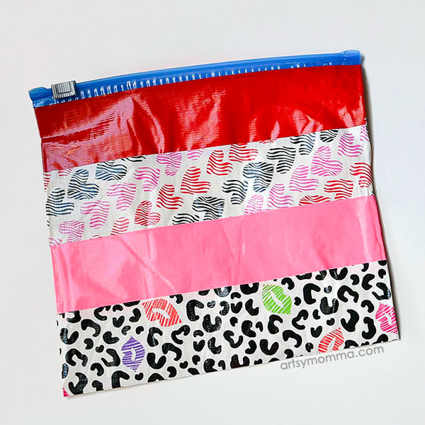 Use patterned Valentines tape to make a DIY duct tape Ziploc Bag organizer