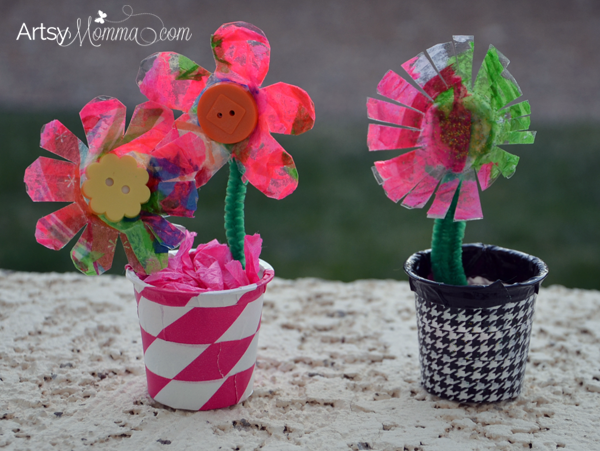 K Cup Craft: Egg Carton Flowers in a Vase