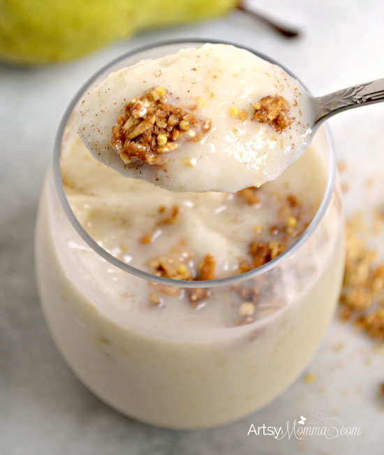 Recipe for Pear Smoothie with Granola