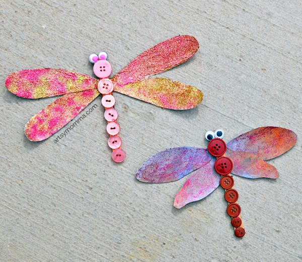 How to make glittery Button Dragonfly Crafts with the kids!