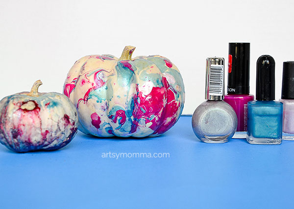 Marbling Pumpkins with Nail Polish Technique