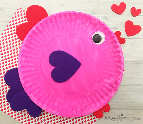 Paper Plate Valentine’s Day Fish with Heart Shapes