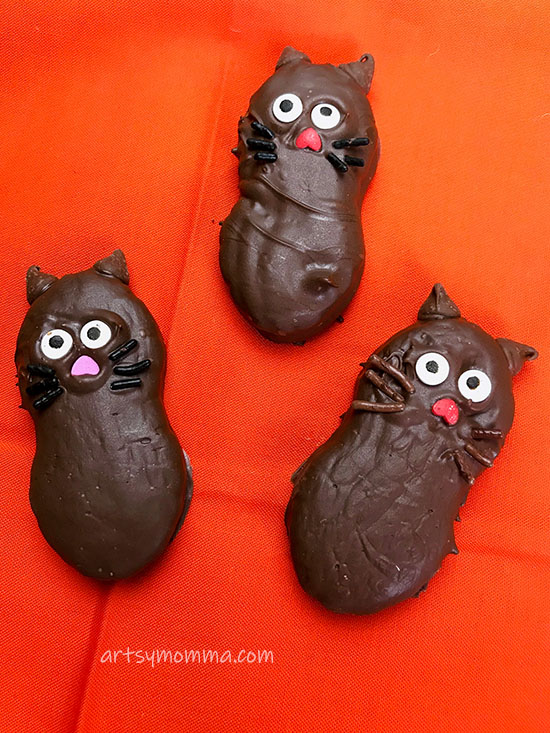 Nutter Butter Black Cat Cookies